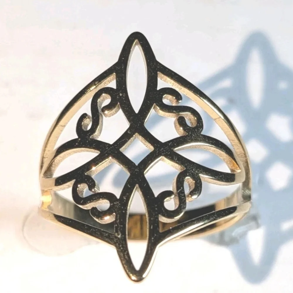Witch Knot Golden Stainless Steel Ring for Women Wiccan Cross Celtics Knot Sz 7